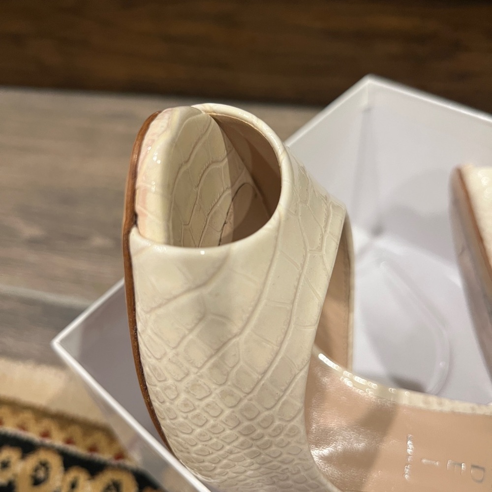 Casadei 
Leather Peep Toe Stiletto Heels 
Size 37 1/2 - Picture 8 of 9